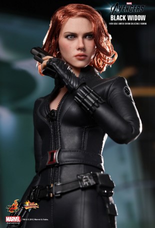 Hot Toys The Avengers Black Widow 1/6th Scale Figure