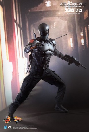 Hot Toys G.I. JOE RETALIATION SNAKE EYES 1/6TH Scale Figure