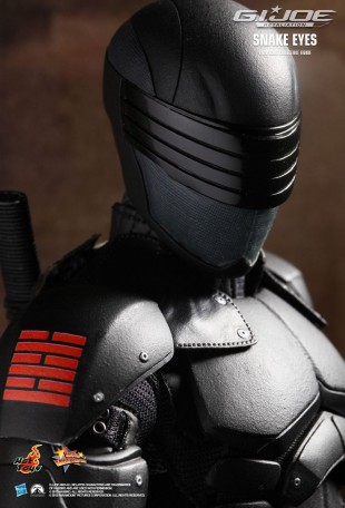 Hot Toys G.I. JOE RETALIATION SNAKE EYES 1/6TH Scale Figure