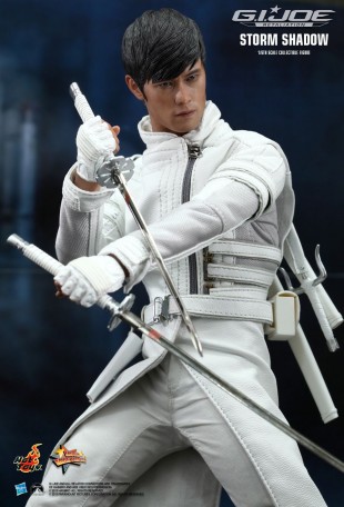 Hot Toys G.I. JOE STORM SHADOW 1/6TH SCALE FIGURE