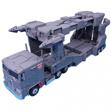 Takara Transformers Masterpiece MP-22 Ultra Magnus